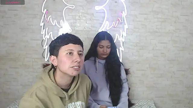 Gaby and Mei online show from October 2025 04:09:01 AM