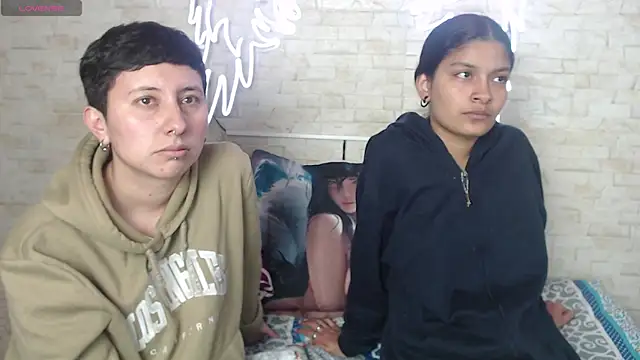 Gaby and Mei online show from November 2025 03:29:01 AM