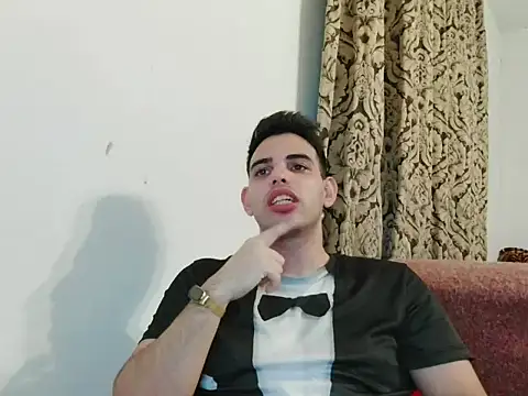 Snapshot of _Djonson_ chatting on October 2025 04:28:01 PM Djonson online show from October 2025 04:28:01 PM