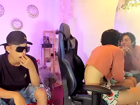 Spicymixxx06 online show from October 2025 07:23:02 PM