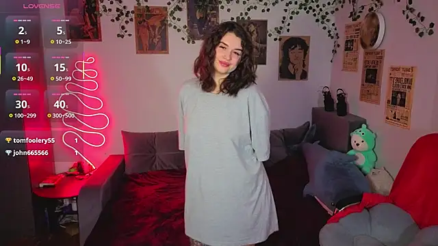 Snapshot of kira_kick chatting on November 2025 04:51:02 PM kira kick online show from November 2025 04:51:02 PM