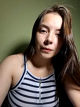 EmmaValencia  online show from November 2025 04:44:02 AM