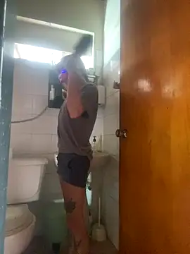 Snapshot of monroedelrey chatting on September 2025 04:23:01 PM monroedelrey online show from September 2025 04:23:01 PM