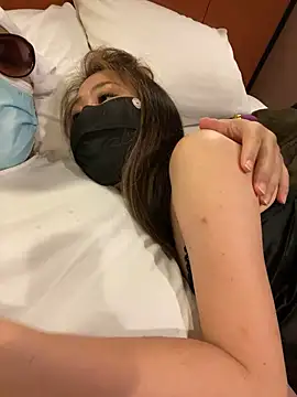 aska1986 online show from December 2025 09:27:02 AM