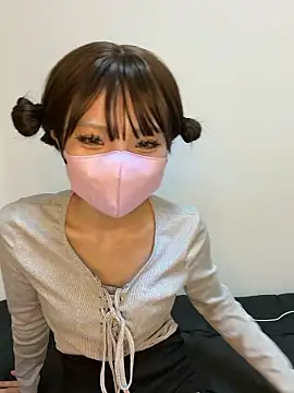 Snapshot of Riria_xx chatting on February 2026 03:38:02 AM Riria xx online show from February 2026 03:38:02 AM