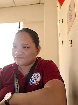 NestleGirl22 online show from April 2026 09:15:01 AM