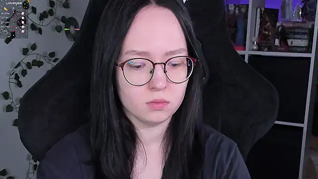 power robynn online show from October 2025 04:30:02 PM