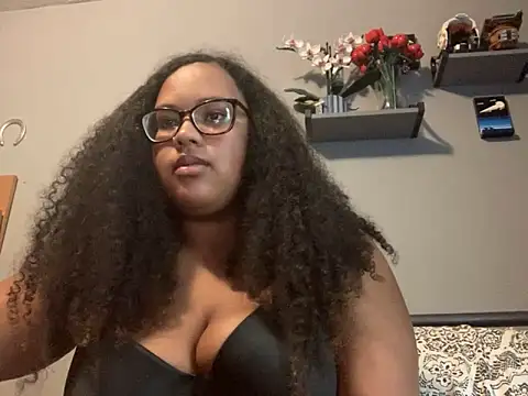 Snapshot of nicolette356 chatting on October 2025 09:56:01 PM nicolette356 online show from October 2025 09:56:01 PM