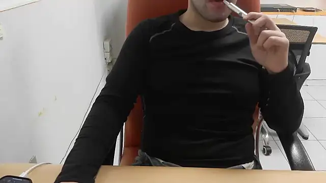 cazzo18cm3 online show from December 2025 12:32:01 PM