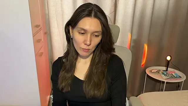 Snapshot of ameliahenderson chatting on February 2026 11:14:02 AM ameliahenderson online show from February 2026 11:14:02 AM