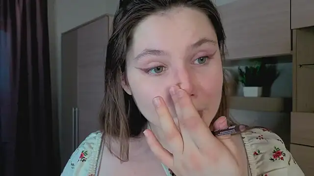 Mary Phelps online show from November 2025 01:13:02 PM