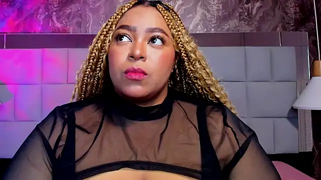 Snapshot of Fenty_melo chatting on November 2025 03:39:02 AM Fenty melo online show from November 2025 03:39:02 AM