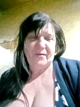 Apeesynka55211 online show from February 2026 09:11:01 PM