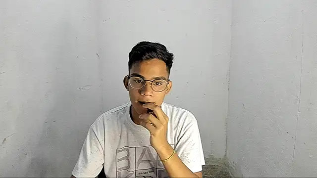 Deivi colins 23 online show from October 2025 01:25:01 AM