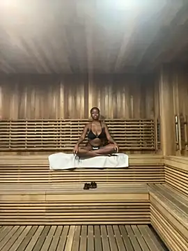 tia   fox online show from November 2025 11:31:02 AM