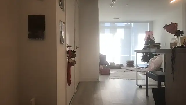 tia   fox online show from January 2026 07:11:01 PM