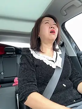 Snapshot of siru-love chatting on October 2025 04:04:01 AM siru-love online show from October 2025 04:04:01 AM