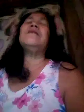 Snapshot of milagrose_rose chatting on October 2025 05:33:01 PM milagrose rose online show from October 2025 05:33:01 PM