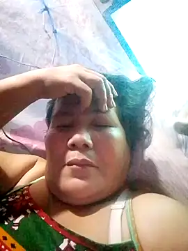 Snapshot of milagrose_rose chatting on October 2025 12:04:01 PM milagrose rose online show from October 2025 12:04:01 PM