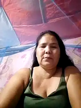 Snapshot of milagrose_rose chatting on October 2025 07:25:02 PM milagrose rose online show from October 2025 07:25:02 PM