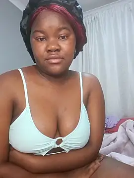 Snapshot of Floree chatting on October 2025 10:51:02 PM Floree online show from October 2025 10:51:02 PM