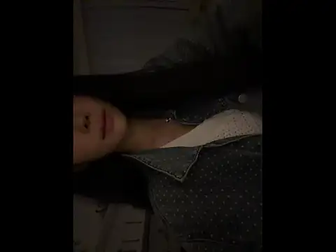 xiaowan x online show from November 2025 03:33:01 PM