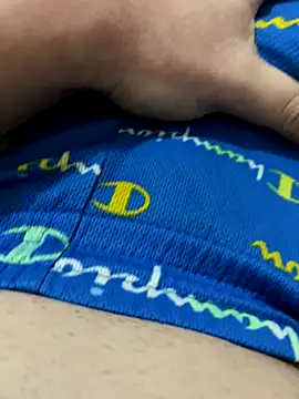 Snapshot of vvUMvv chatting on November 2025 06:48:01 AM vvUMvv online show from November 2025 06:48:01 AM