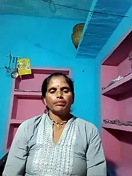 Snapshot of Mohni_cute chatting on October 2025 12:44:02 AM Mohni cute online show from October 2025 12:44:02 AM