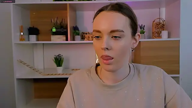 Snapshot of isla_dior chatting on December 2025 07:35:01 AM isla dior online show from December 2025 07:35:01 AM