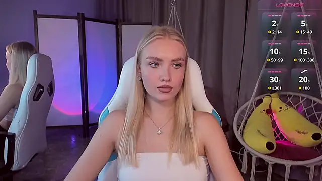 TessaGrays online show from October 2025 01:34:02 PM