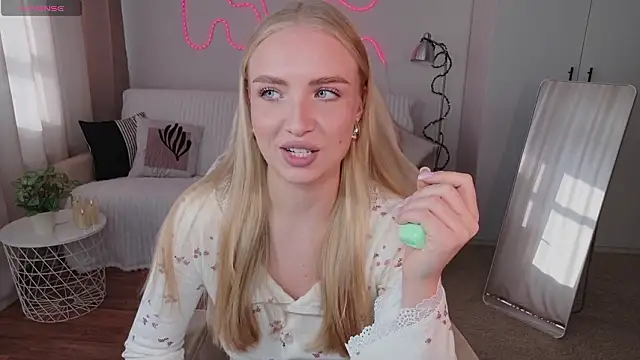 TessaGrays online show from March 2026 09:59:01 AM