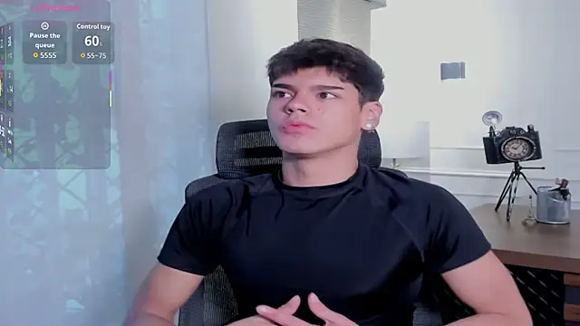 kevienmiet online show from November 2025 12:26:01 PM