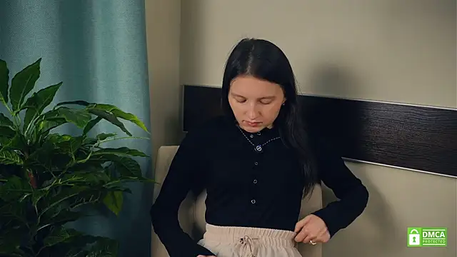 JanellHousen online show from October 2025 08:00:01 AM