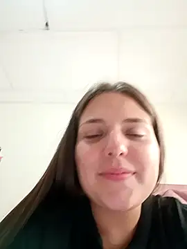 Snapshot of EmiilySttone chatting on October 2025 03:41:01 PM EmiilySttone online show from October 2025 03:41:01 PM