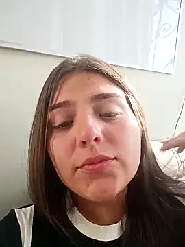 Snapshot of EmiilySttone chatting on December 2025 12:33:02 PM EmiilySttone online show from December 2025 12:33:02 PM