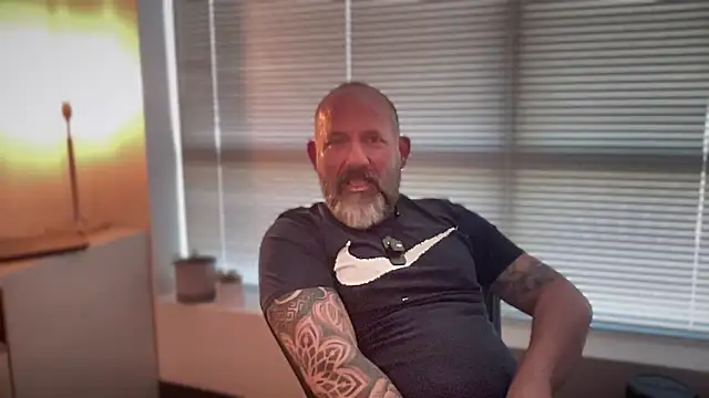 fuckadilf online show from May 2026 02:56:02 PM