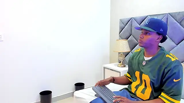 jax black online show from October 2025 12:13:02 PM