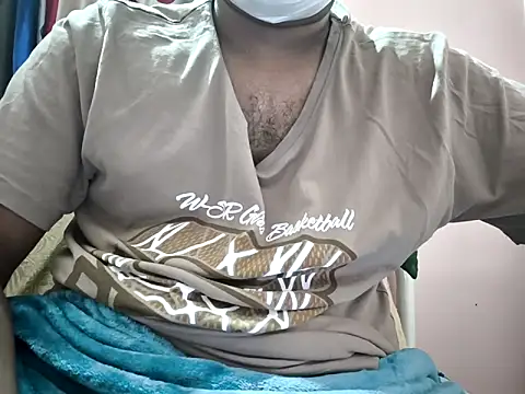 Snapshot of mallu_boy_23 chatting on October 2025 10:07:01 PM mallu boy 23 online show from October 2025 10:07:01 PM