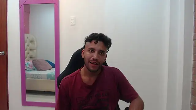 Juan FelipeX01 online show from February 2026 03:51:02 AM