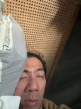 HenryLee1983-cums online show from October 2025 11:34:02 PM