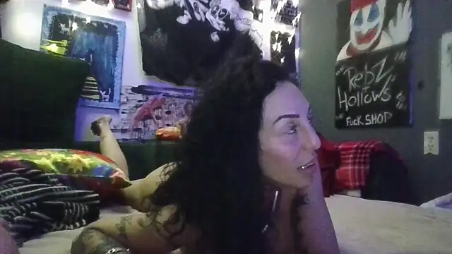 inkdhollow1 online show from May 2026 06:54:02 AM