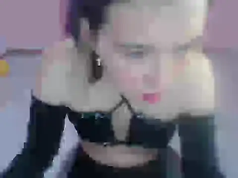 Snapshot of cristal_hills_19 chatting on November 2025 08:40:01 PM cristal hills 19 online show from November 2025 08:40:01 PM