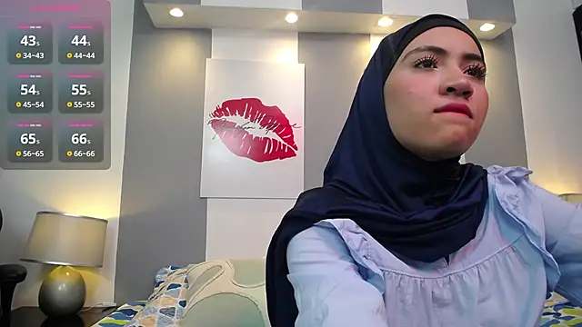 Neesha   online show from October 2025 07:58:01 PM