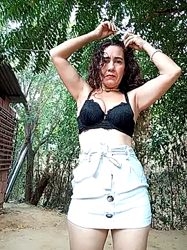 Dirty-Divorced-mother7 online show from October 2025 01:41:02 PM