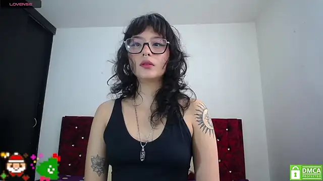 Lia Carter  online show from December 2025 07:19:02 PM