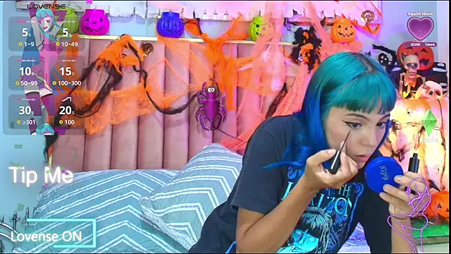 ElektraBlue online show from October 2025 07:48:01 PM