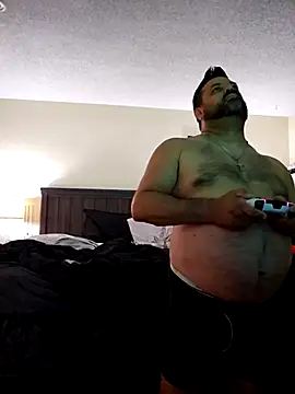 Snapshot of Roddog18 chatting on October 2025 04:52:01 AM Roddog18 online show from October 2025 04:52:01 AM