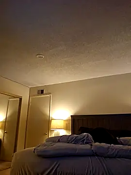 Snapshot of Roddog18 chatting on November 2025 03:49:02 AM Roddog18 online show from November 2025 03:49:02 AM