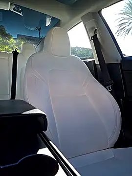 Snapshot of Roddog18 chatting on December 2025 09:57:01 PM Roddog18 online show from December 2025 09:57:01 PM