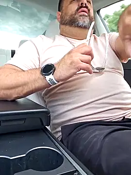 Roddog18 online show from February 2026 06:23:01 PM